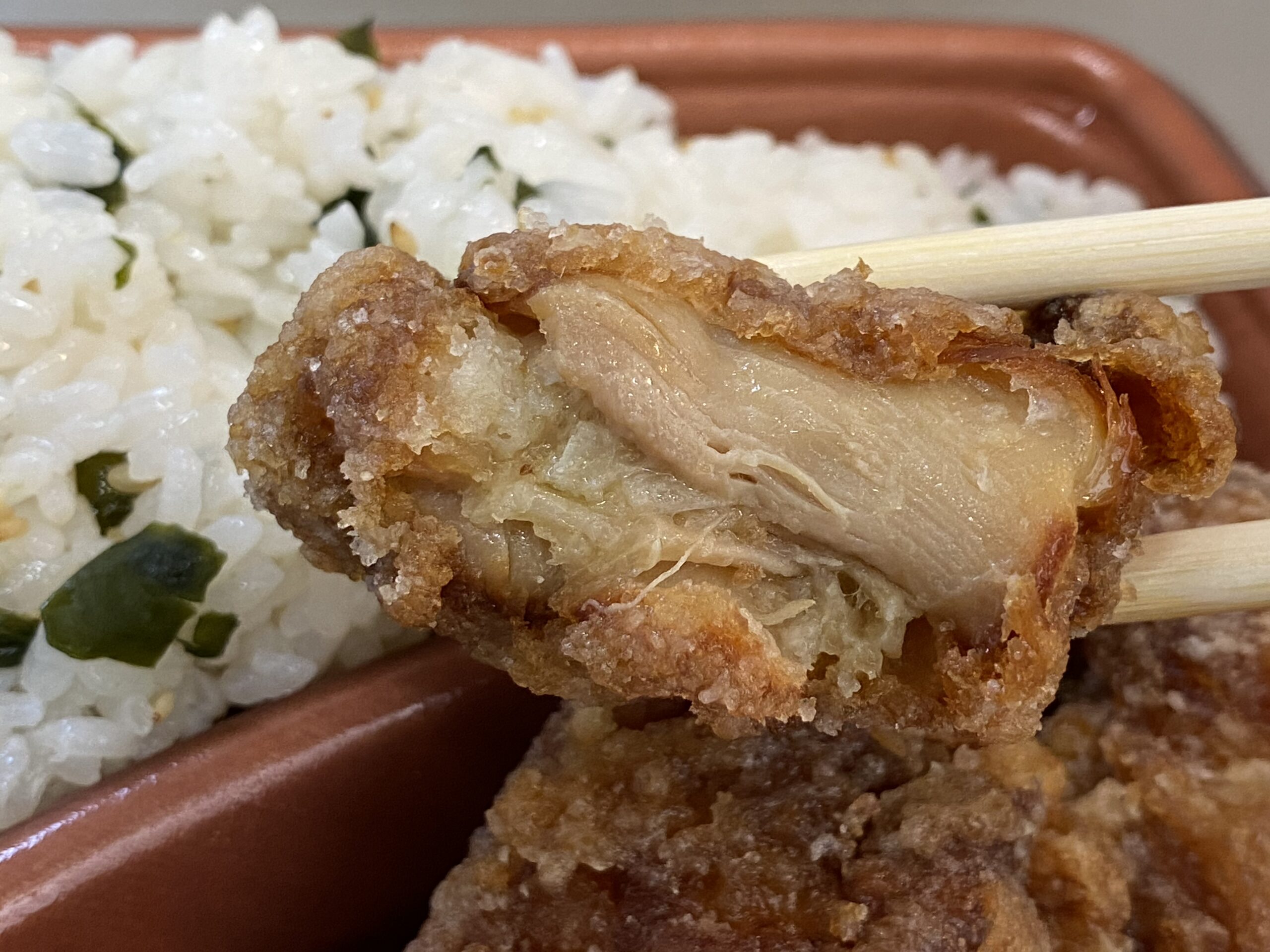 本気の竜田揚げ ローソン 肉汁したたる これが鶏竜田揚げ弁当 商品レビュー コンビニ商品 ご飯を比較食べ比べ